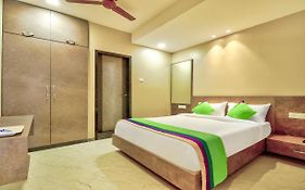 Treebo Sriz Cozy Seethamadhara